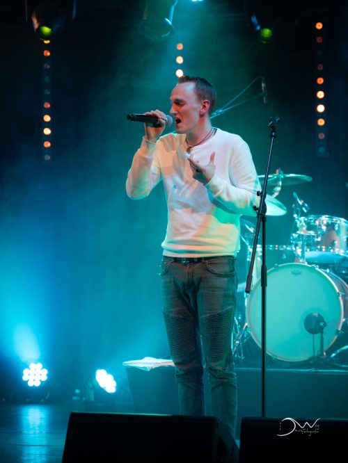 Frederic Levi Popmusik München, Upcoming Artist Singt